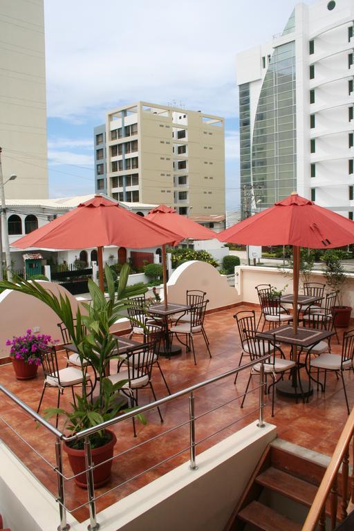 Hotel Maria Isabel Манта Екстериор снимка